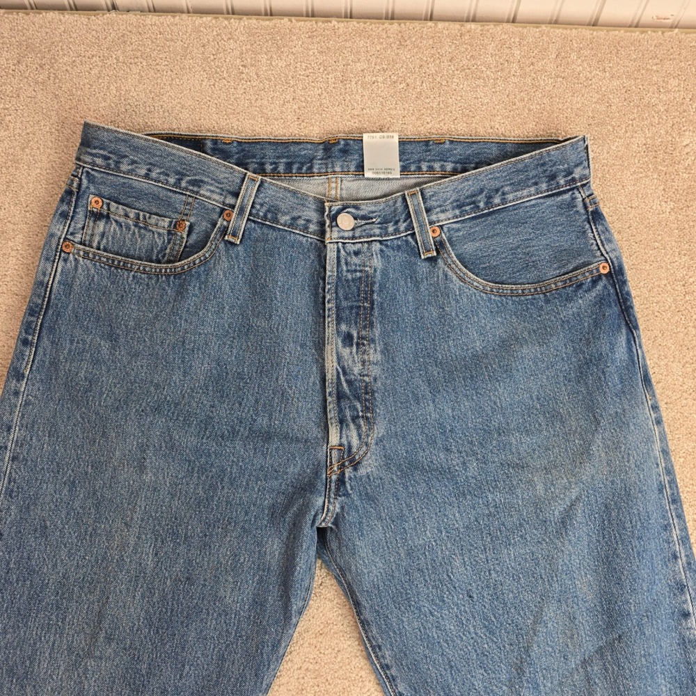 Levis‎ 501 Original Fit Mens Jeans Blue Straight Leg Button Fly 38x29 00501-0193
